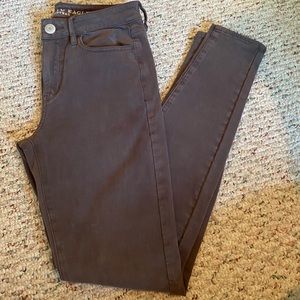 AMERICAN EAGLE brown jegging pants